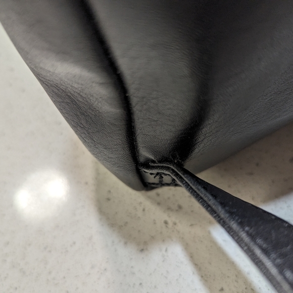 Matt and Nat Bag - Black - Picture 10 of 12